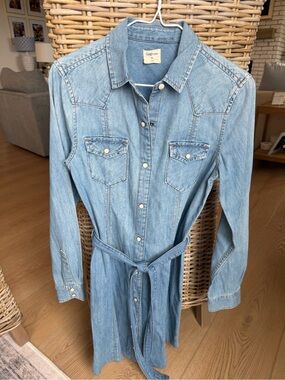 GAP Light Blue Denim Button-Up Shirt